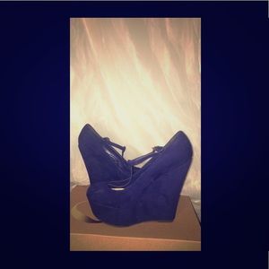 Dark Blue T- Strap Breckelle Wedges- Size 5.5